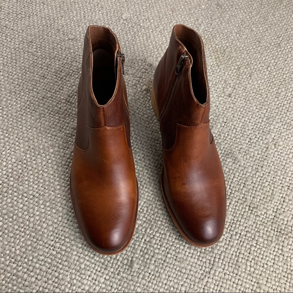 KORK-EASE Casper Ankle Boot Bootie sold @  Anthro - Picture 3 of 14